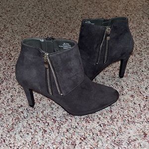 Dressy heeled booties